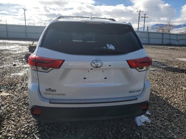 Photo 5 VIN: 5TDJZRFH1HS418152 - TOYOTA HIGHLANDER 