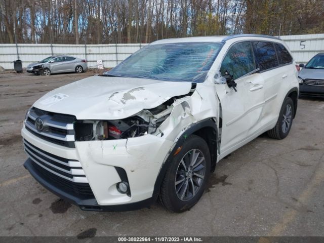 Photo 1 VIN: 5TDJZRFH1HS420175 - TOYOTA HIGHLANDER 