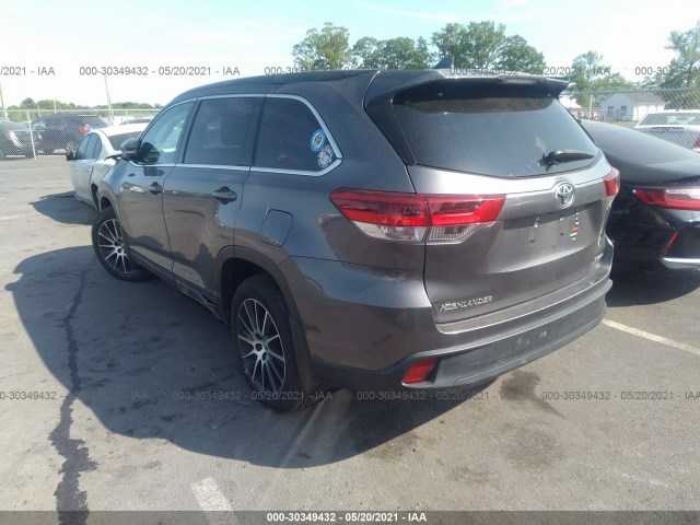 Photo 2 VIN: 5TDJZRFH1HS421617 - TOYOTA HIGHLANDER 