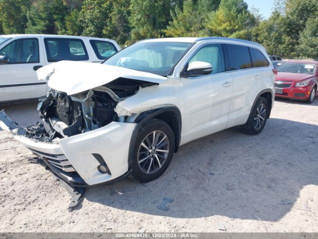 Photo 1 VIN: 5TDJZRFH1HS456366 - TOYOTA HIGHLANDER 