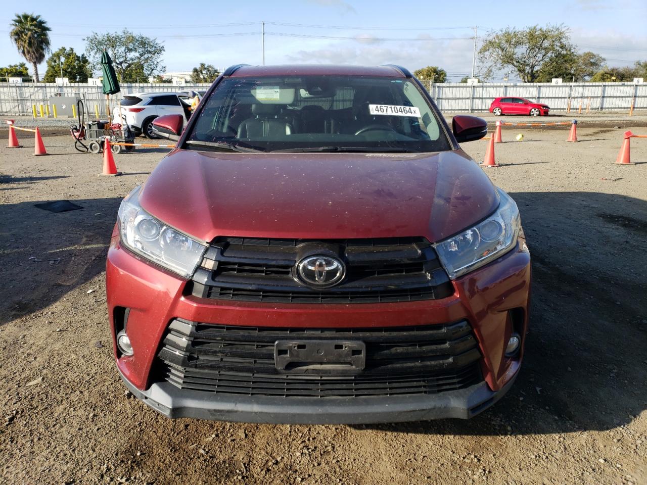 Photo 4 VIN: 5TDJZRFH1HS468436 - TOYOTA HIGHLANDER 