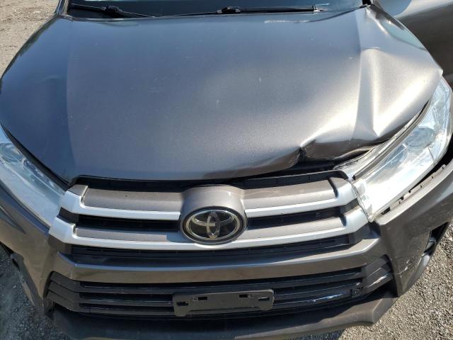 Photo 11 VIN: 5TDJZRFH1JS561611 - TOYOTA HIGHLANDER 