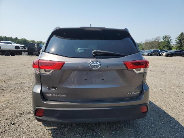 Photo 5 VIN: 5TDJZRFH1JS561611 - TOYOTA HIGHLANDER 