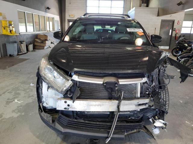 Photo 4 VIN: 5TDJZRFH1JS827435 - TOYOTA HIGHLANDER 