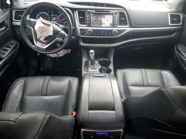 Photo 7 VIN: 5TDJZRFH1JS856000 - TOYOTA HIGHLANDER 