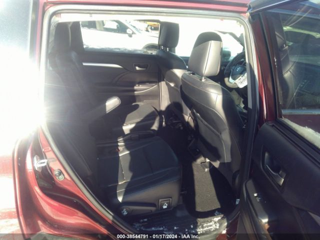 Photo 7 VIN: 5TDJZRFH1JS875243 - TOYOTA HIGHLANDER 