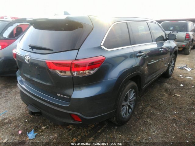 Photo 3 VIN: 5TDJZRFH1JS892303 - TOYOTA HIGHLANDER 