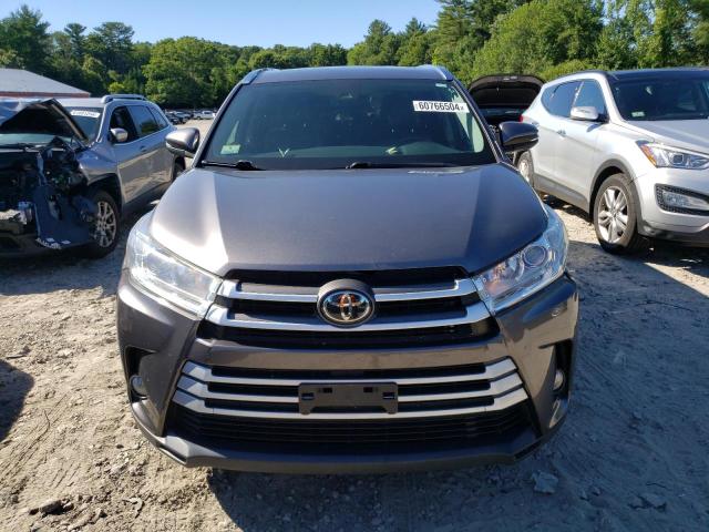 Photo 4 VIN: 5TDJZRFH1JS898103 - TOYOTA HIGHLANDER 