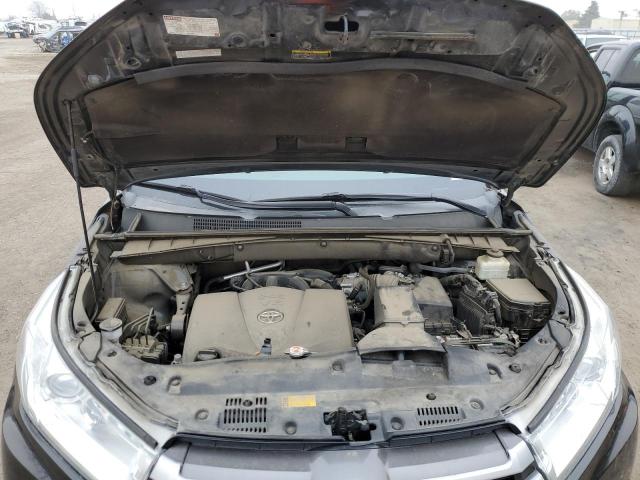 Photo 10 VIN: 5TDJZRFH1JS907396 - TOYOTA HIGHLANDER 