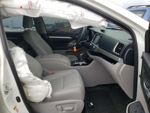 Photo 4 VIN: 5TDJZRFH1JS909634 - TOYOTA HIGHLANDER 