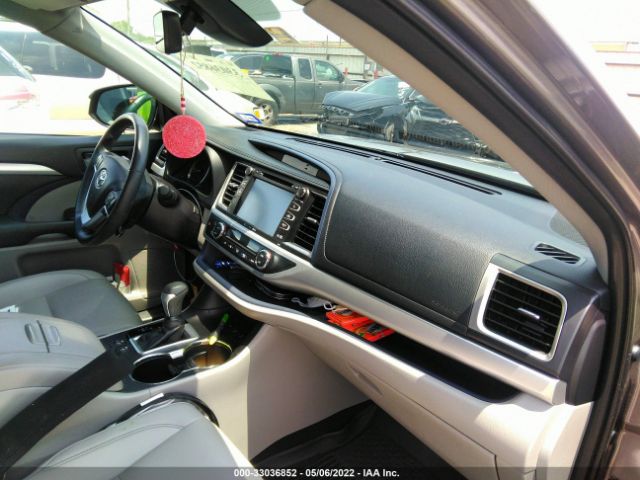 Photo 4 VIN: 5TDJZRFH1KS581634 - TOYOTA HIGHLANDER 