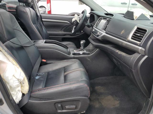 Photo 6 VIN: 5TDJZRFH1KS607911 - TOYOTA HIGHLANDER 