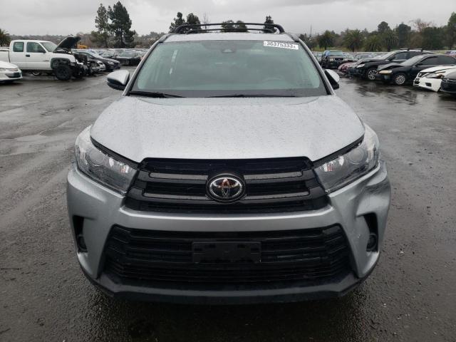 Photo 4 VIN: 5TDJZRFH1KS707703 - TOYOTA HIGHLANDER 