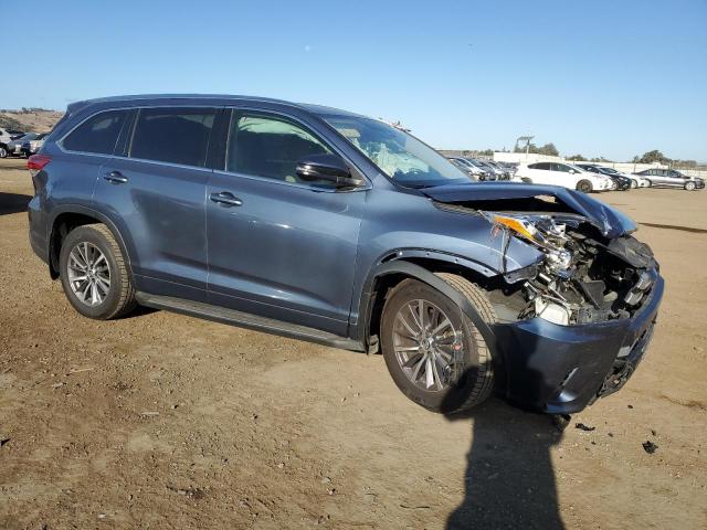 Photo 3 VIN: 5TDJZRFH2HS444792 - TOYOTA HIGHLANDER 