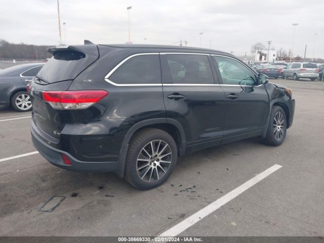 Photo 3 VIN: 5TDJZRFH2HS508667 - TOYOTA HIGHLANDER 