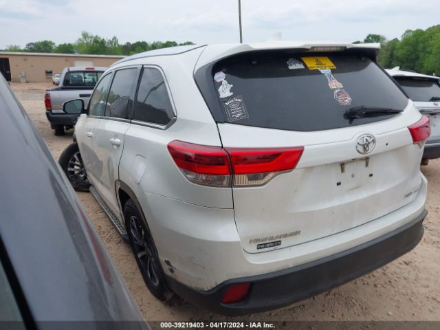 Photo 2 VIN: 5TDJZRFH2HS513383 - TOYOTA HIGHLANDER 