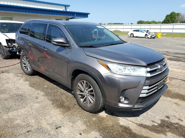 Photo 3 VIN: 5TDJZRFH2JS490970 - TOYOTA HIGHLANDER 