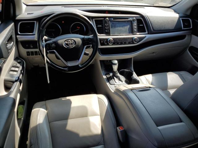 Photo 7 VIN: 5TDJZRFH2JS490970 - TOYOTA HIGHLANDER 