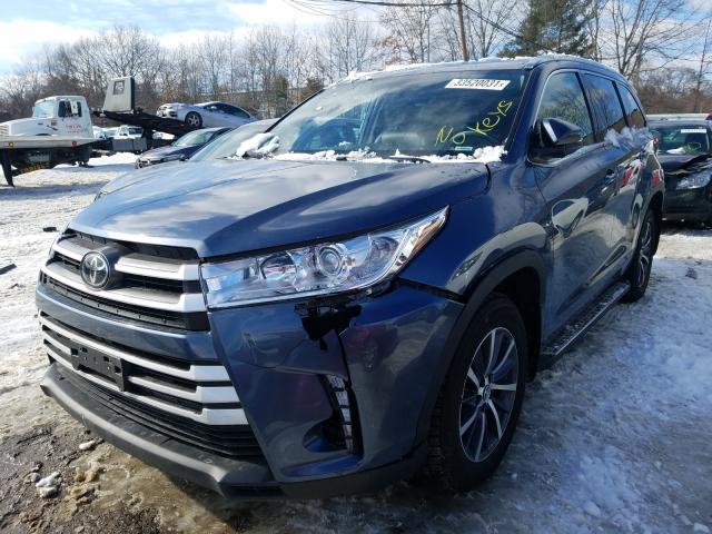 Photo 1 VIN: 5TDJZRFH2JS495358 - TOYOTA HIGHLANDER 