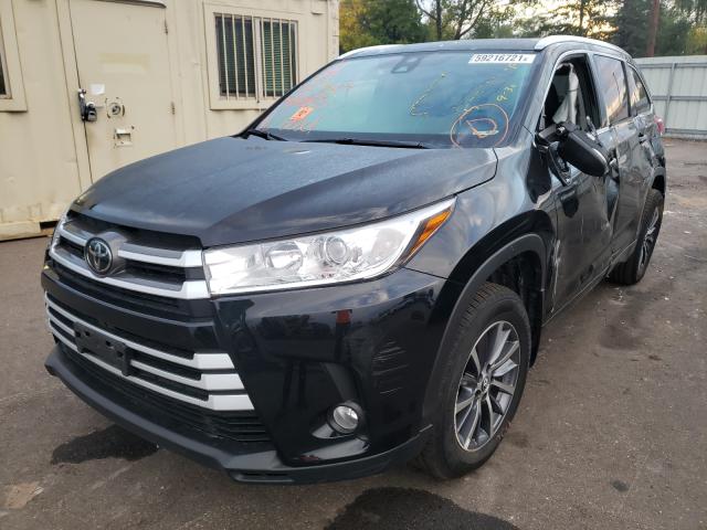 Photo 1 VIN: 5TDJZRFH2JS554585 - TOYOTA HIGHLANDER 