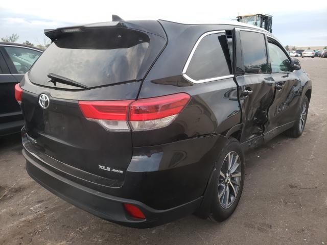 Photo 3 VIN: 5TDJZRFH2JS554585 - TOYOTA HIGHLANDER 