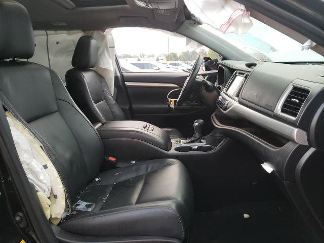 Photo 4 VIN: 5TDJZRFH2JS554585 - TOYOTA HIGHLANDER 