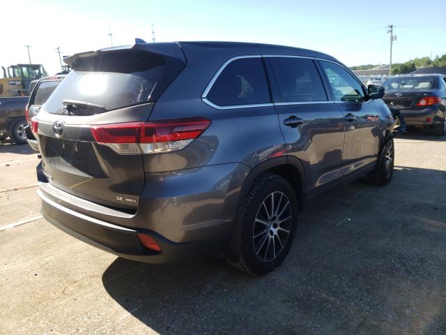 Photo 3 VIN: 5TDJZRFH2JS843210 - TOYOTA HIGHLANDER 