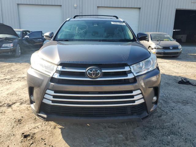 Photo 4 VIN: 5TDJZRFH2JS873887 - TOYOTA HIGHLANDER 