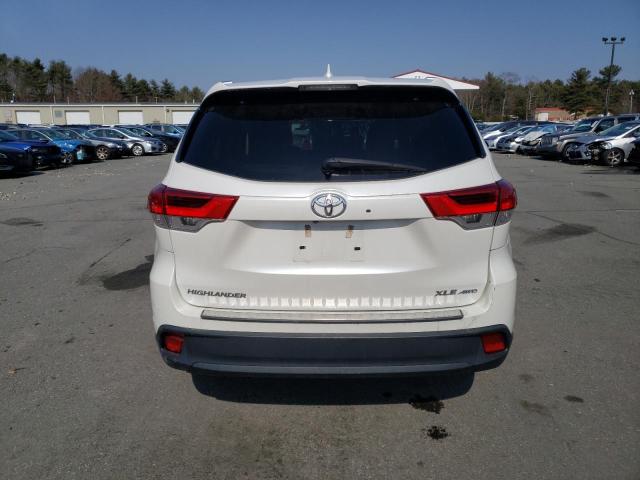 Photo 5 VIN: 5TDJZRFH2JS890625 - TOYOTA HIGHLANDER 