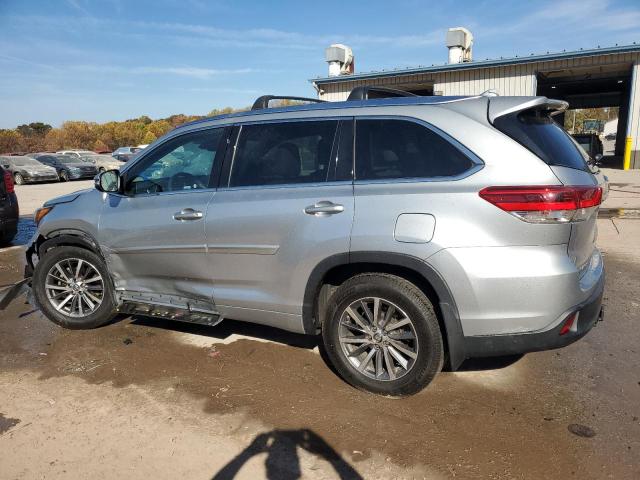 Photo 1 VIN: 5TDJZRFH2JS903647 - TOYOTA HIGHLANDER 