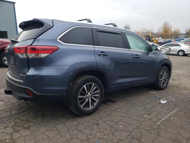 Photo 2 VIN: 5TDJZRFH2JS909285 - TOYOTA HIGHLANDER 