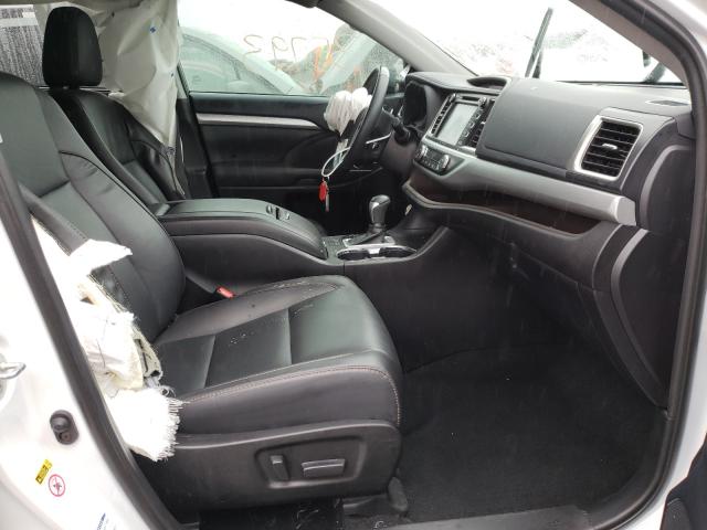 Photo 4 VIN: 5TDJZRFH2KS589970 - TOYOTA HIGHLANDER 