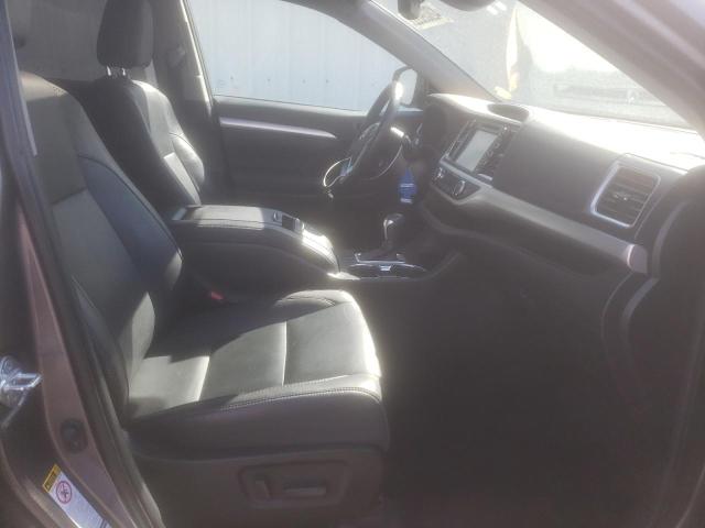 Photo 4 VIN: 5TDJZRFH2KS615404 - TOYOTA HIGHLANDER 