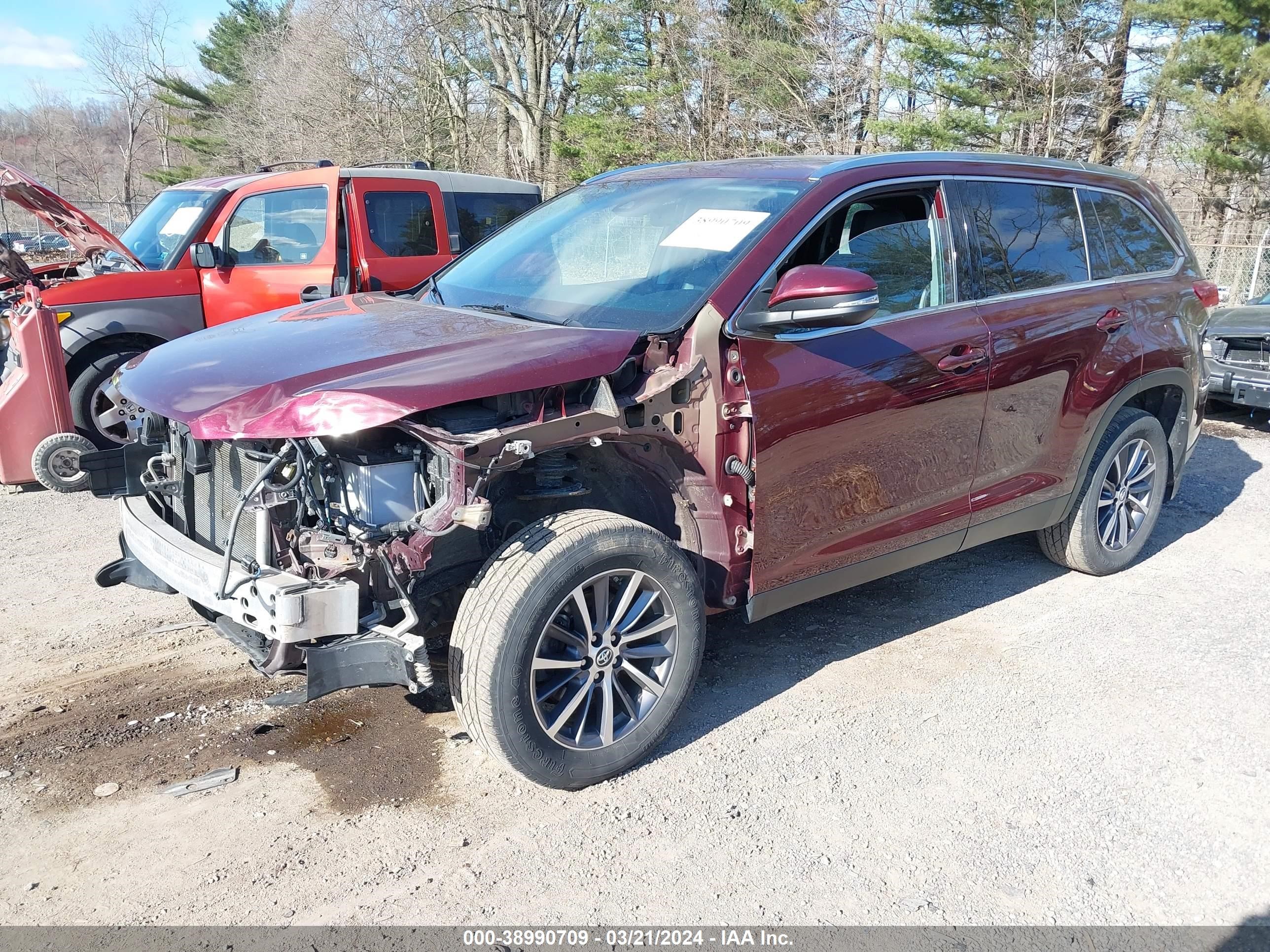 Photo 1 VIN: 5TDJZRFH2KS937900 - TOYOTA HIGHLANDER 