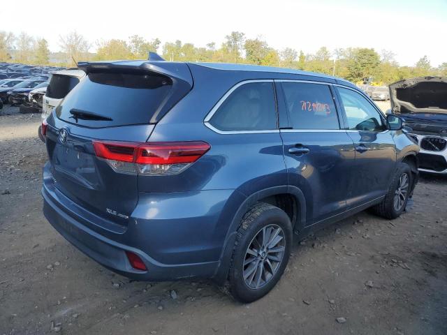 Photo 2 VIN: 5TDJZRFH3HS377801 - TOYOTA HIGHLANDER 