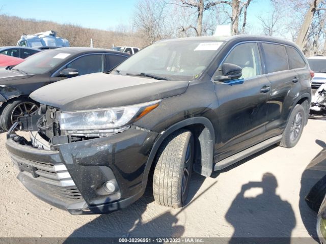 Photo 1 VIN: 5TDJZRFH3HS431582 - TOYOTA HIGHLANDER 