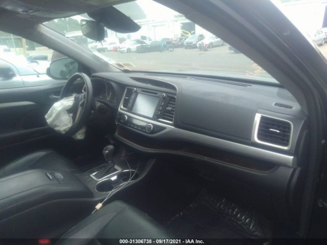 Photo 4 VIN: 5TDJZRFH3HS435342 - TOYOTA HIGHLANDER 