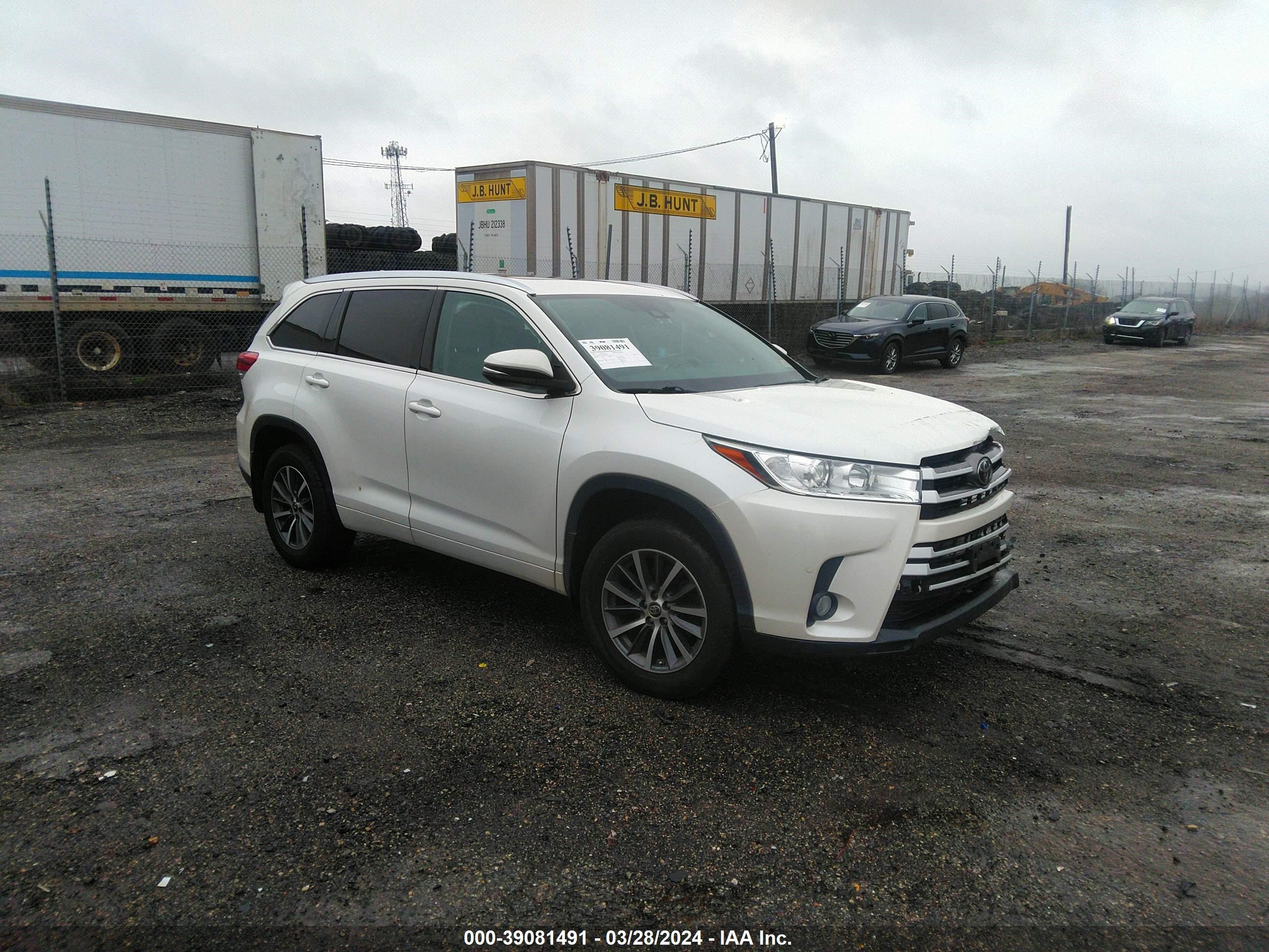 Photo 0 VIN: 5TDJZRFH3HS443358 - TOYOTA HIGHLANDER 