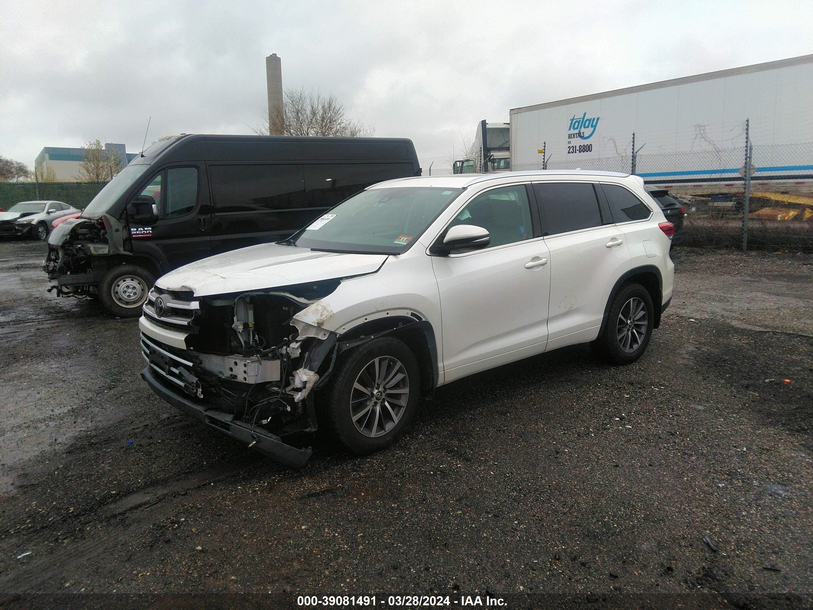 Photo 1 VIN: 5TDJZRFH3HS443358 - TOYOTA HIGHLANDER 