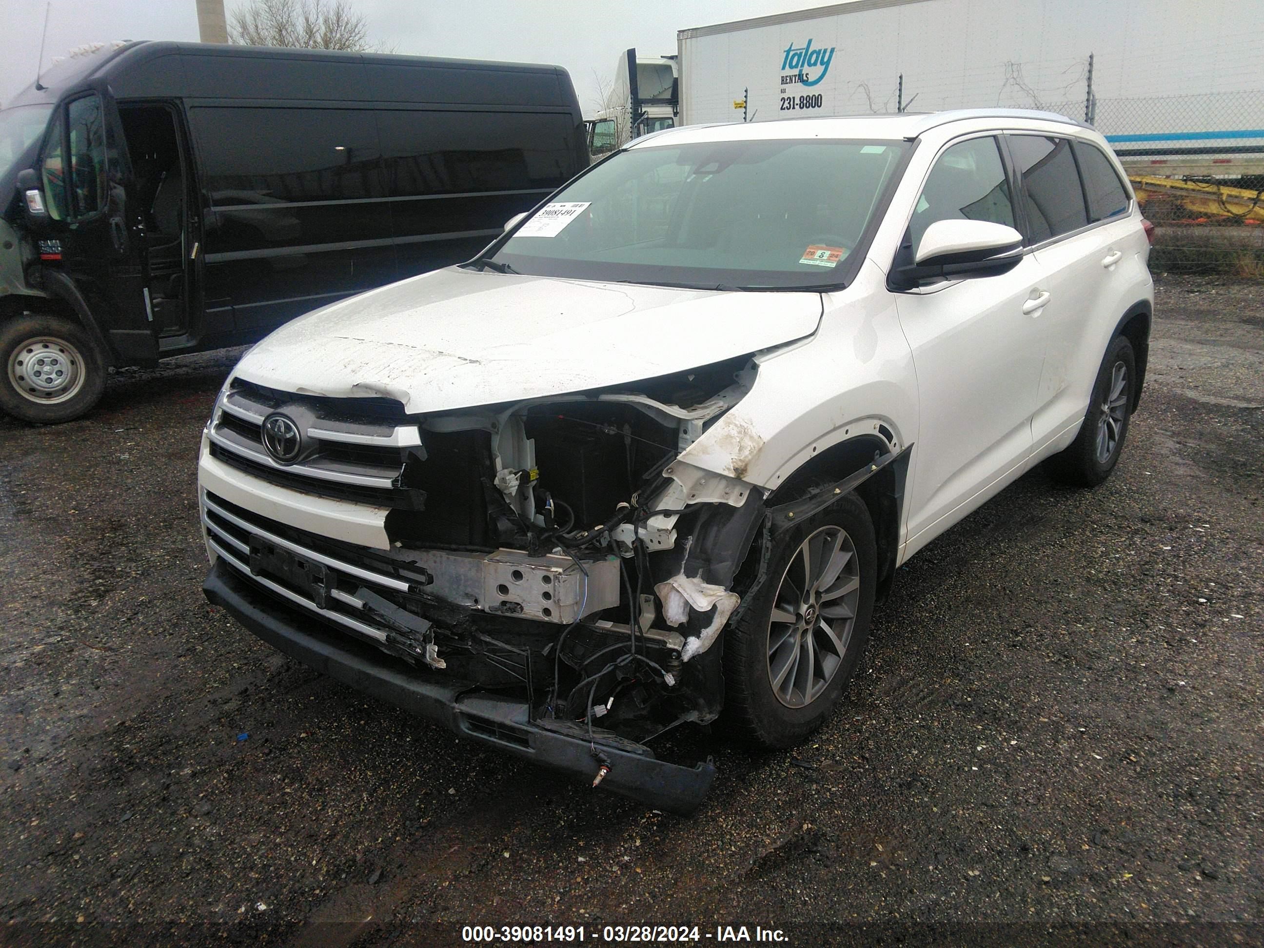 Photo 5 VIN: 5TDJZRFH3HS443358 - TOYOTA HIGHLANDER 