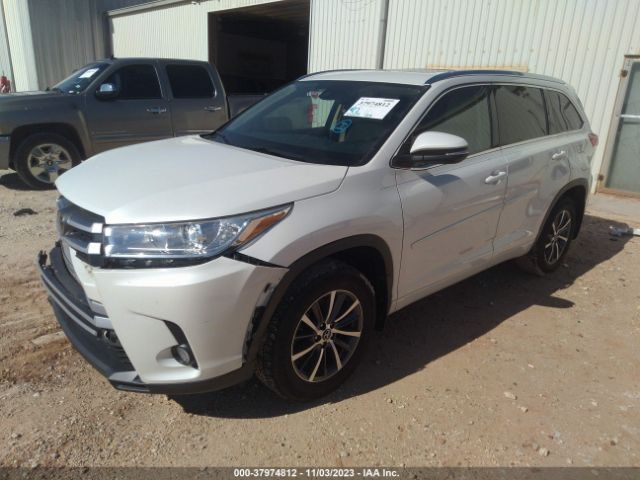 Photo 1 VIN: 5TDJZRFH3HS512498 - TOYOTA HIGHLANDER 