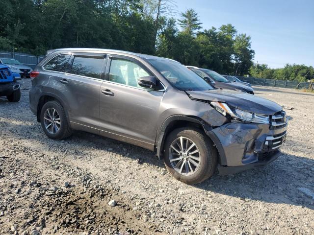 Photo 3 VIN: 5TDJZRFH3JS524091 - TOYOTA HIGHLANDER 