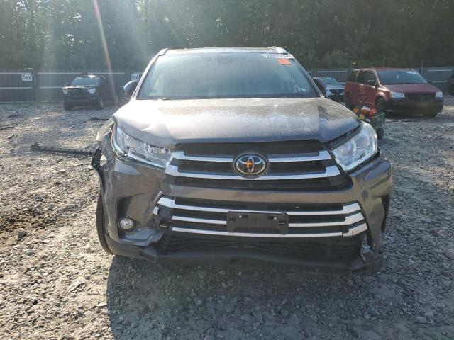 Photo 4 VIN: 5TDJZRFH3JS524091 - TOYOTA HIGHLANDER 