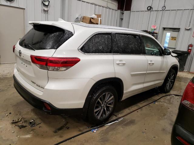 Photo 2 VIN: 5TDJZRFH3JS525533 - TOYOTA HIGHLANDER 