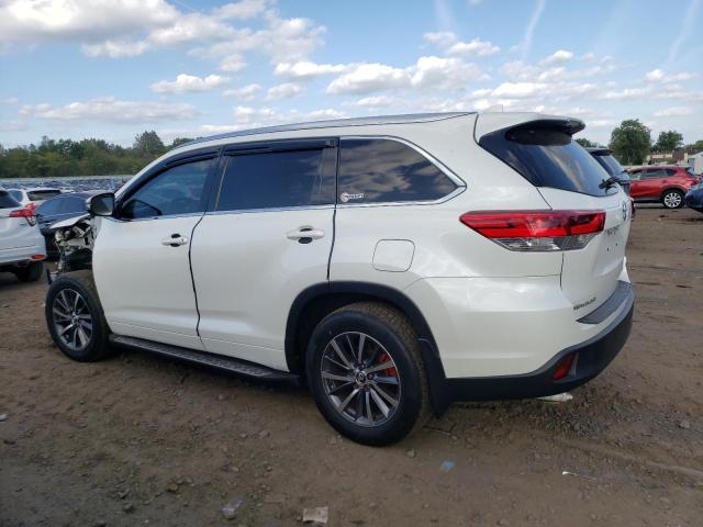 Photo 1 VIN: 5TDJZRFH3JS560525 - TOYOTA HIGHLANDER 