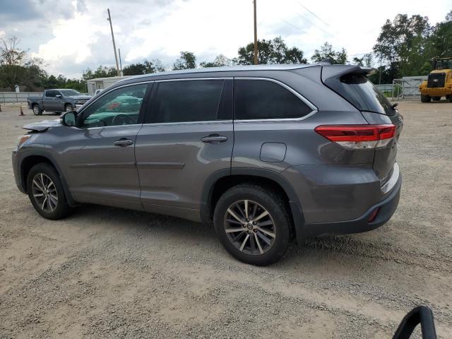 Photo 1 VIN: 5TDJZRFH3JS806988 - TOYOTA HIGHLANDER 