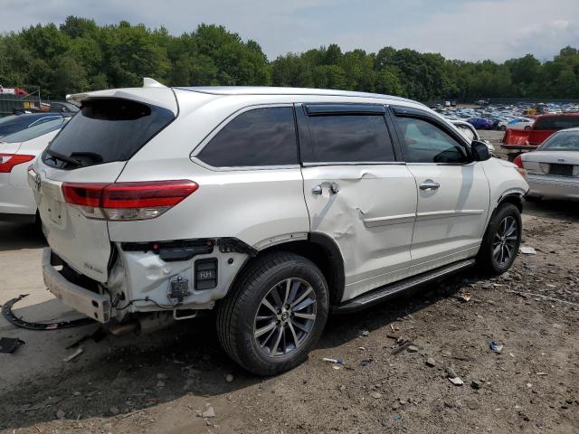 Photo 2 VIN: 5TDJZRFH3JS809132 - TOYOTA HIGHLANDER 