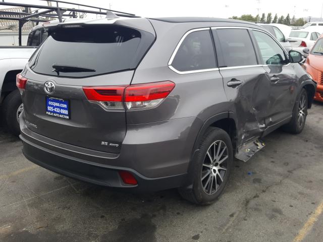 Photo 3 VIN: 5TDJZRFH3JS813889 - TOYOTA HIGHLANDER 