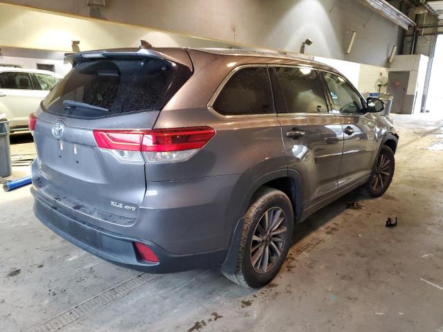 Photo 2 VIN: 5TDJZRFH3JS825377 - TOYOTA HIGHLANDER 