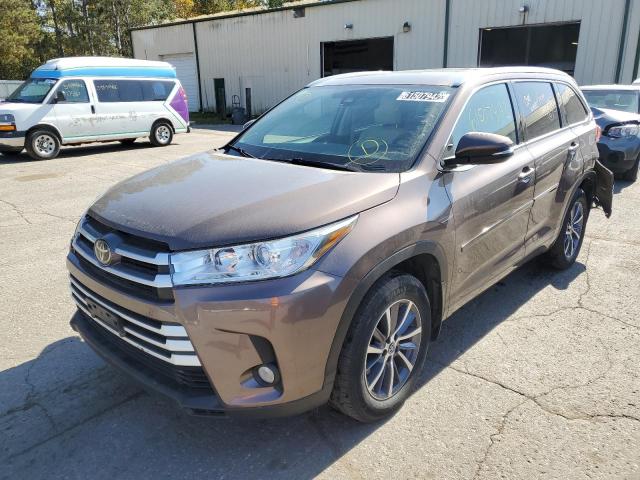 Photo 1 VIN: 5TDJZRFH3JS828022 - TOYOTA HIGHLANDER 